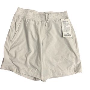 Lululemon Men’s Pace Breaker Lined Short 7" LVPR Light Vapor Size Medium New $78